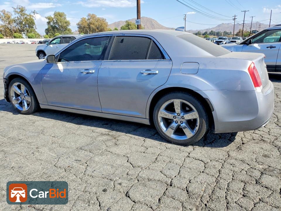2016 CHRYSLER 300C, фото 2