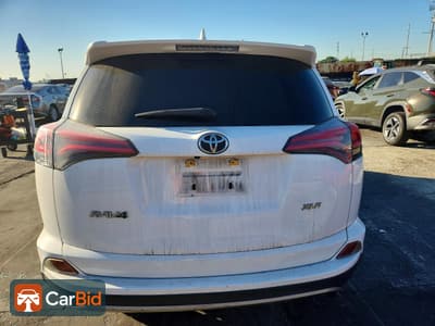 2018 TOYOTA RAV4 XLE, фото 6