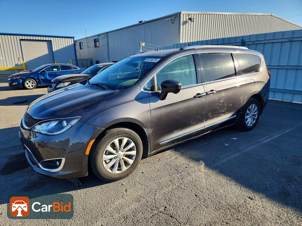 2019 CHRYSLER PACIFICA TOURING L, фото 1