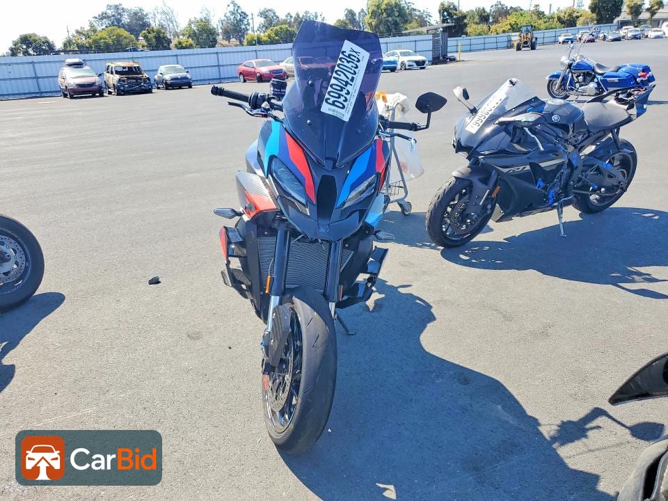 2026 BMW M 1000 XR, фото 2