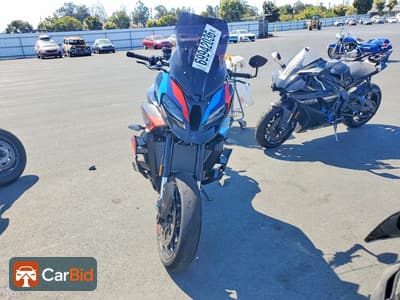 2026 BMW M 1000 XR, фото 2