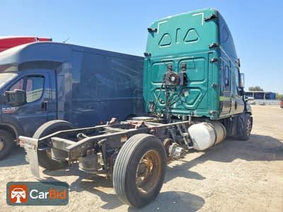 2015 FREIGHTLINER CASCADIA, ფოტო 3