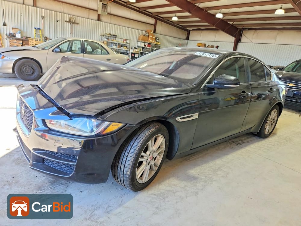 2017 JAGUAR XE PREMIUM, photo 1