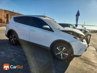 2018 TOYOTA RAV4 XLE, фото 4