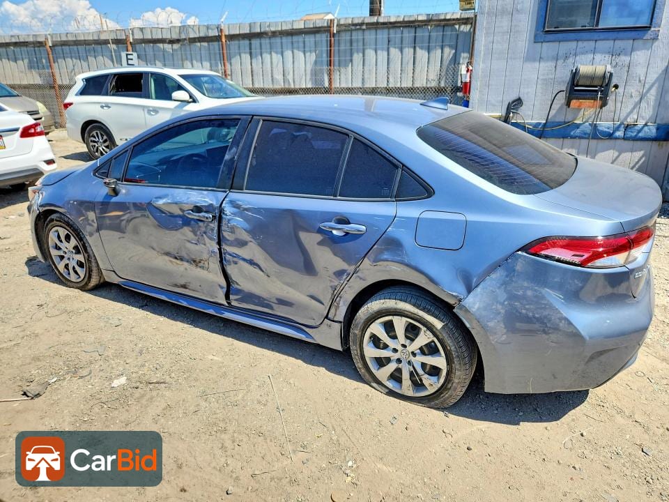 2021 TOYOTA COROLLA LE, фото 2