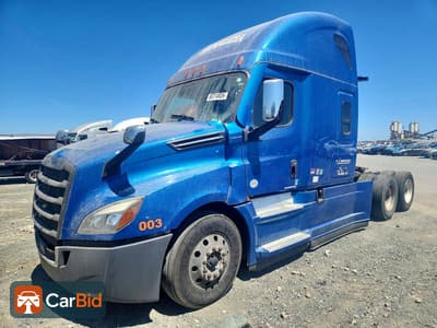 2022 FREIGHTLINER CASCADIA 126, photo 1