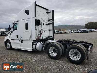2021 FREIGHTLINER CASCADIA 126, photo 3