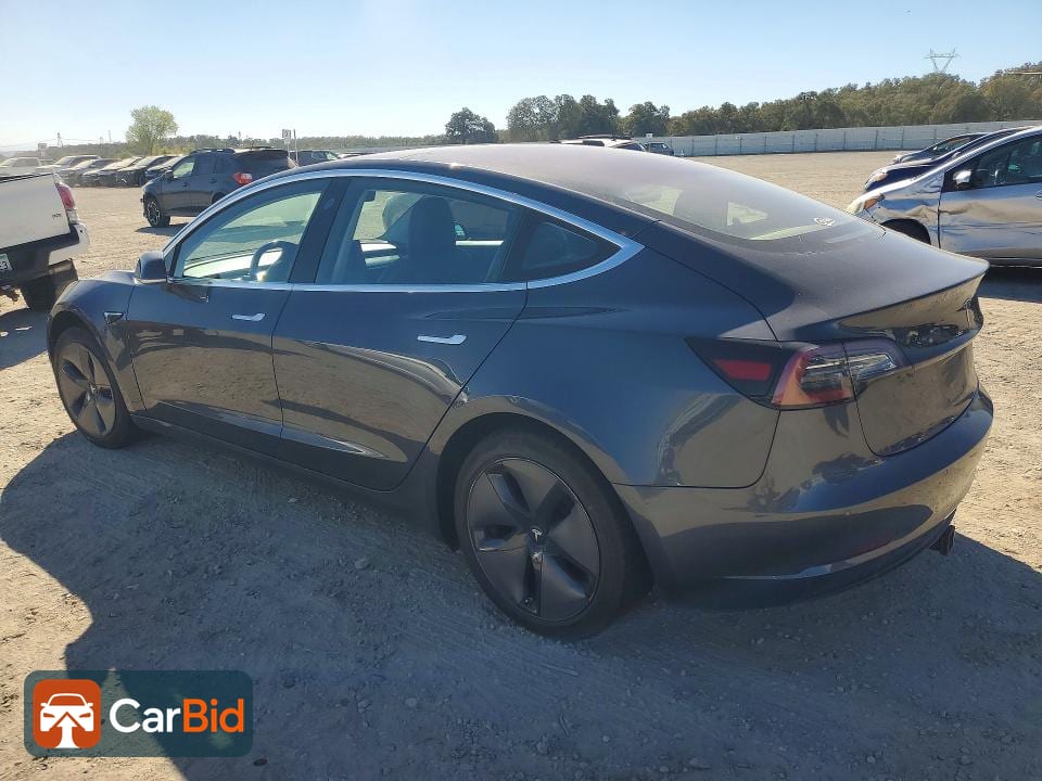 2018 TESLA MODEL 3, photo 2