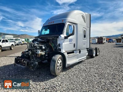 2020 FREIGHTLINER CASCADIA 126‌, фото 1
