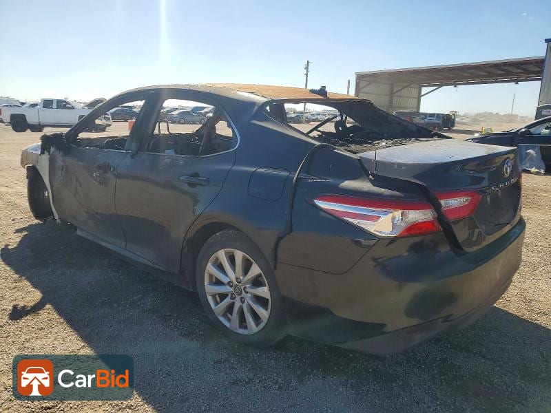 2020 TOYOTA CAMRY LE, фото 2